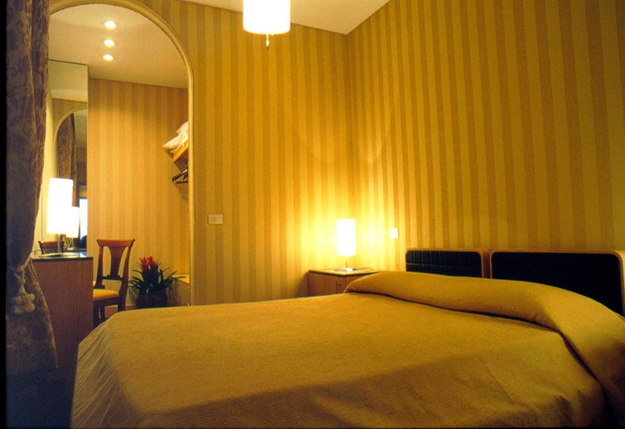 Lemon Garden Hotel Roma Exterior foto
